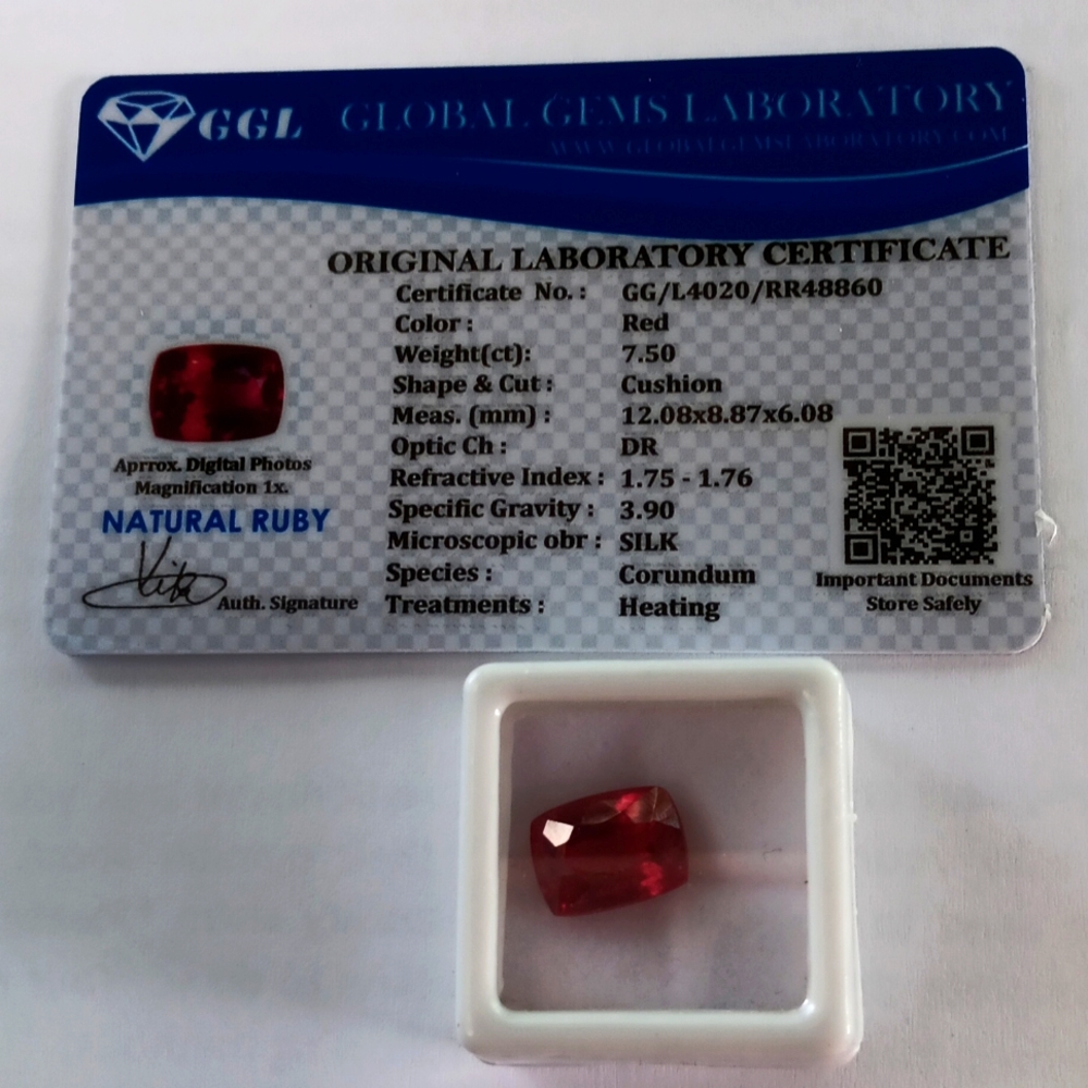 7.50 CT Cushion Cut Transparent Red Ruby